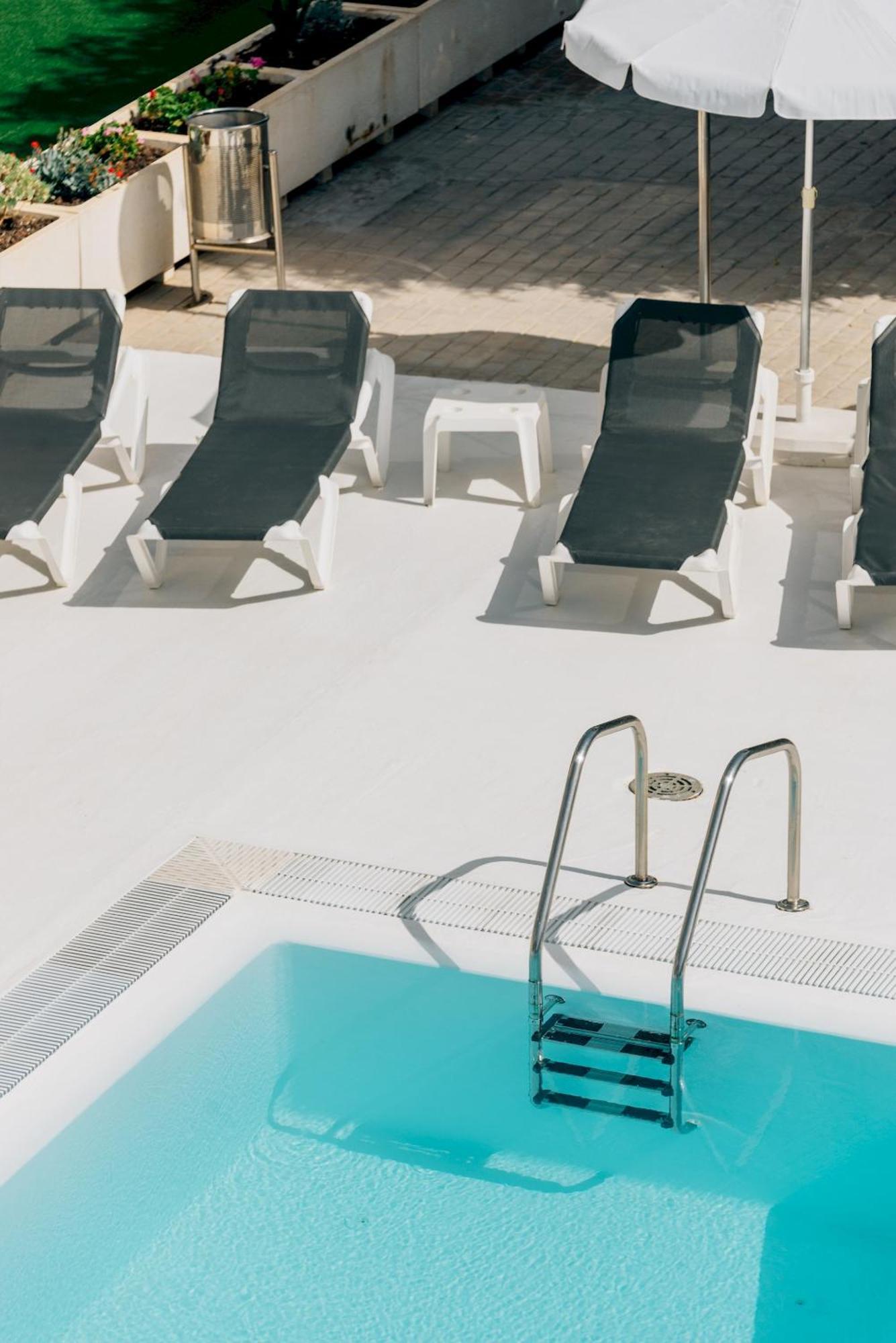 Cornisa Apartments Patalavaca Dış mekan fotoğraf
