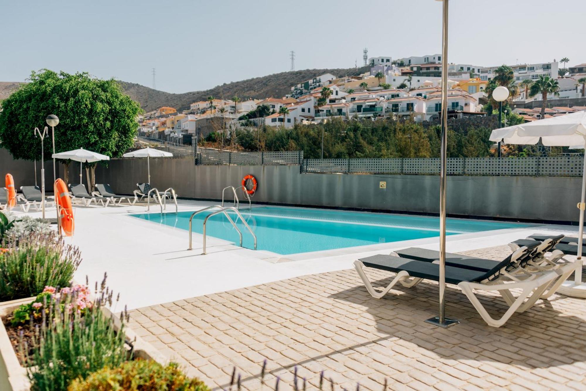 Cornisa Apartments Patalavaca Dış mekan fotoğraf